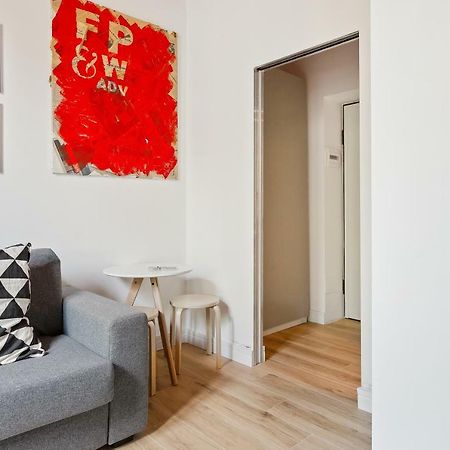Modern And Cozy Apt In Porta Romana Milan Exterior photo